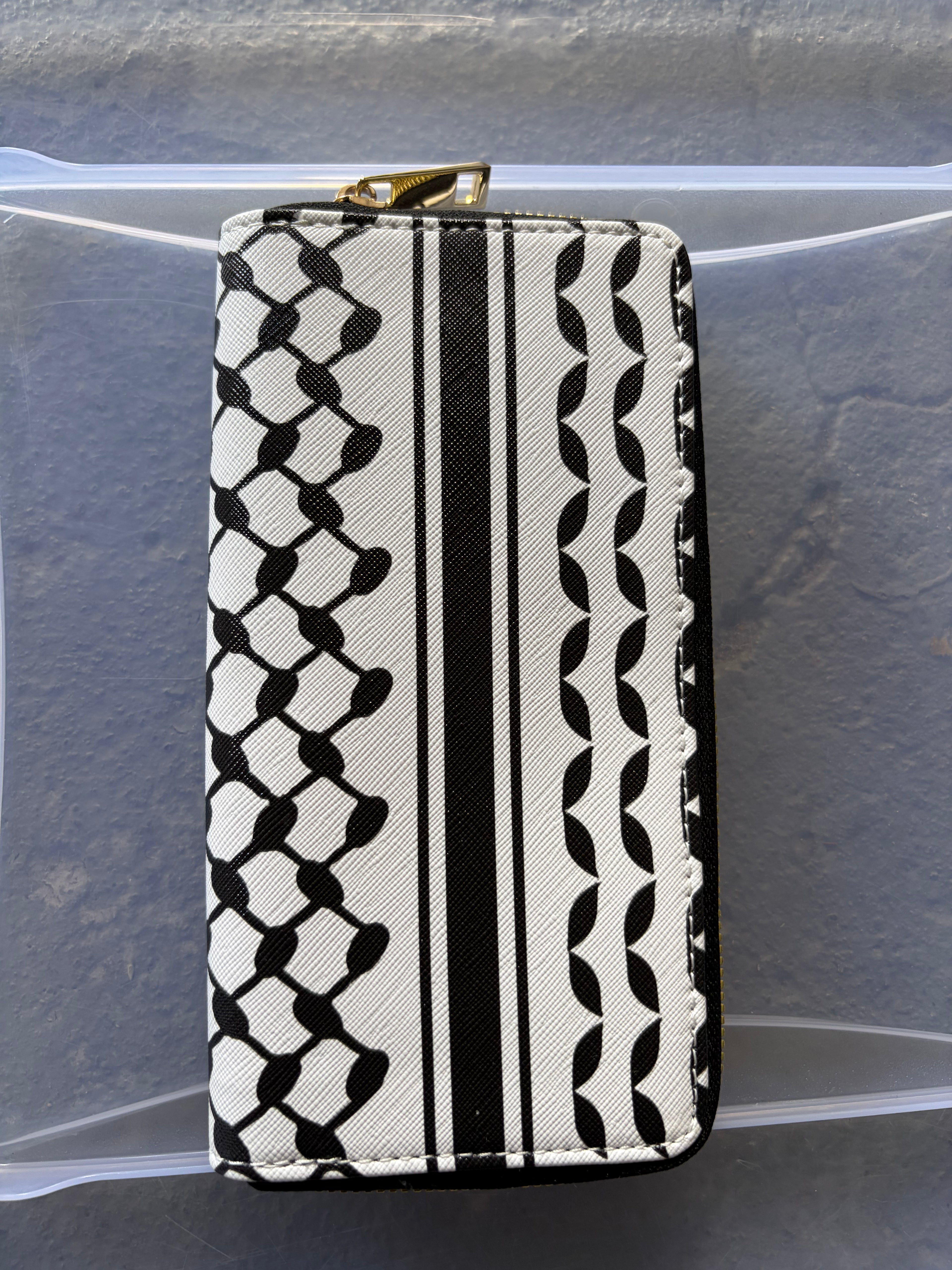 Hand purse