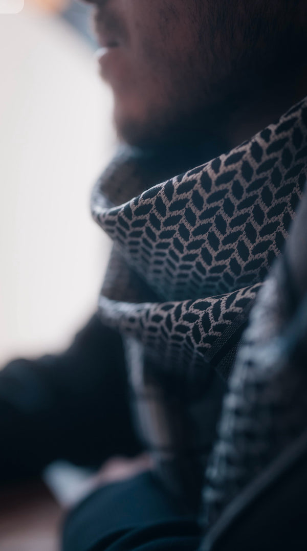 Keffiyeh - Casablanca (White On Black)