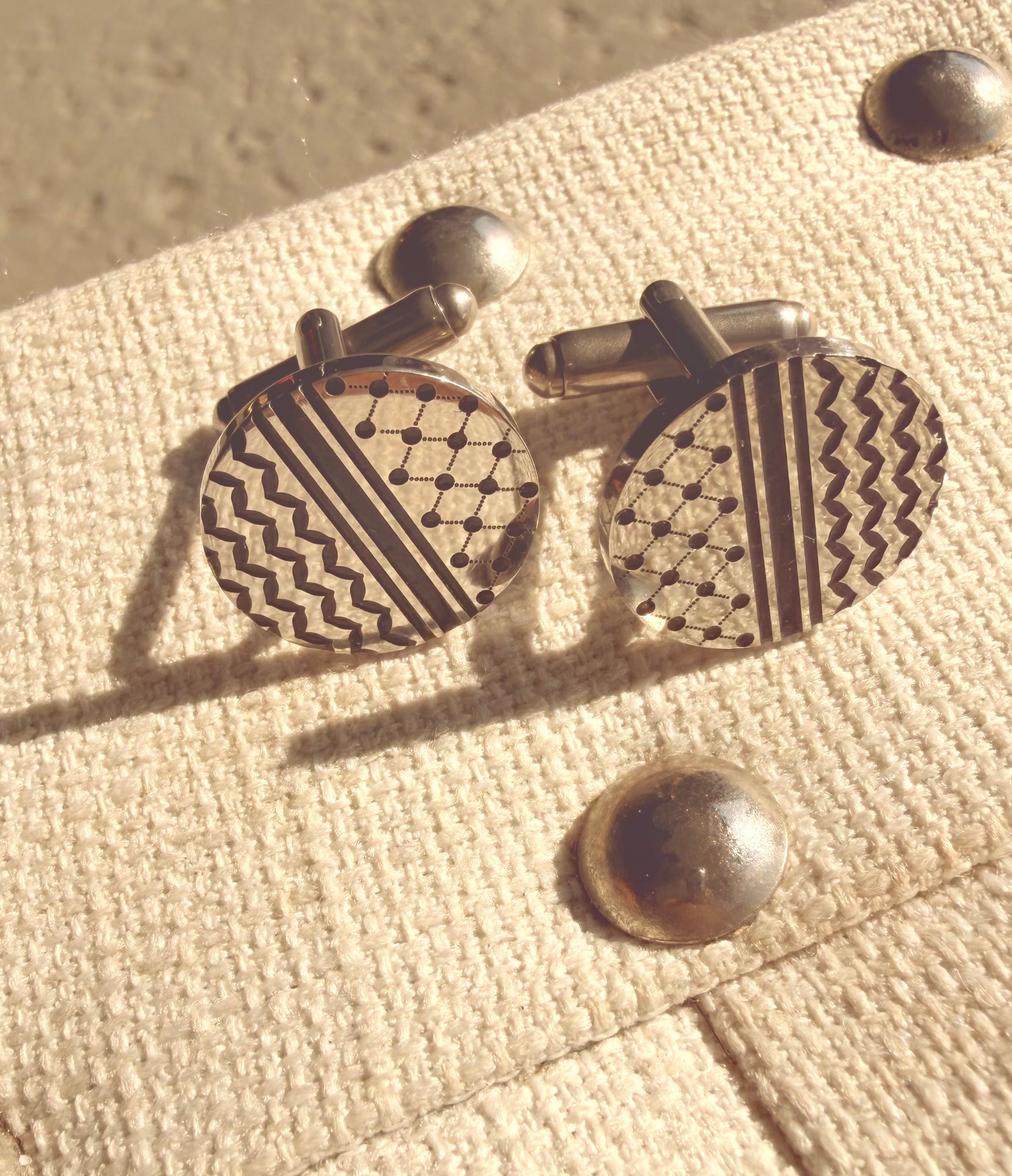 Cufflinks