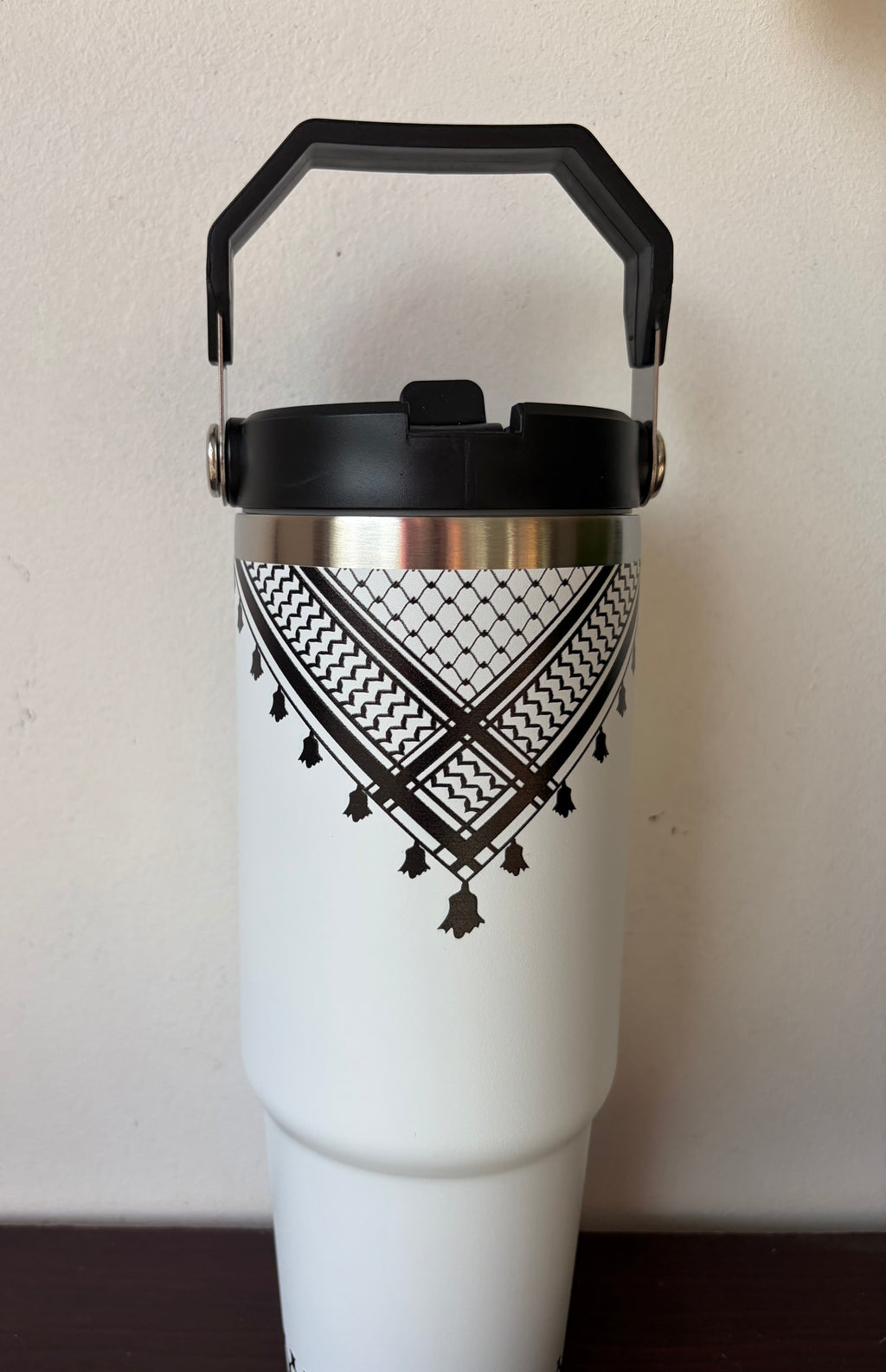 Keffiyeh-Inspired Stanley IceFlow Tumbler (40oz)