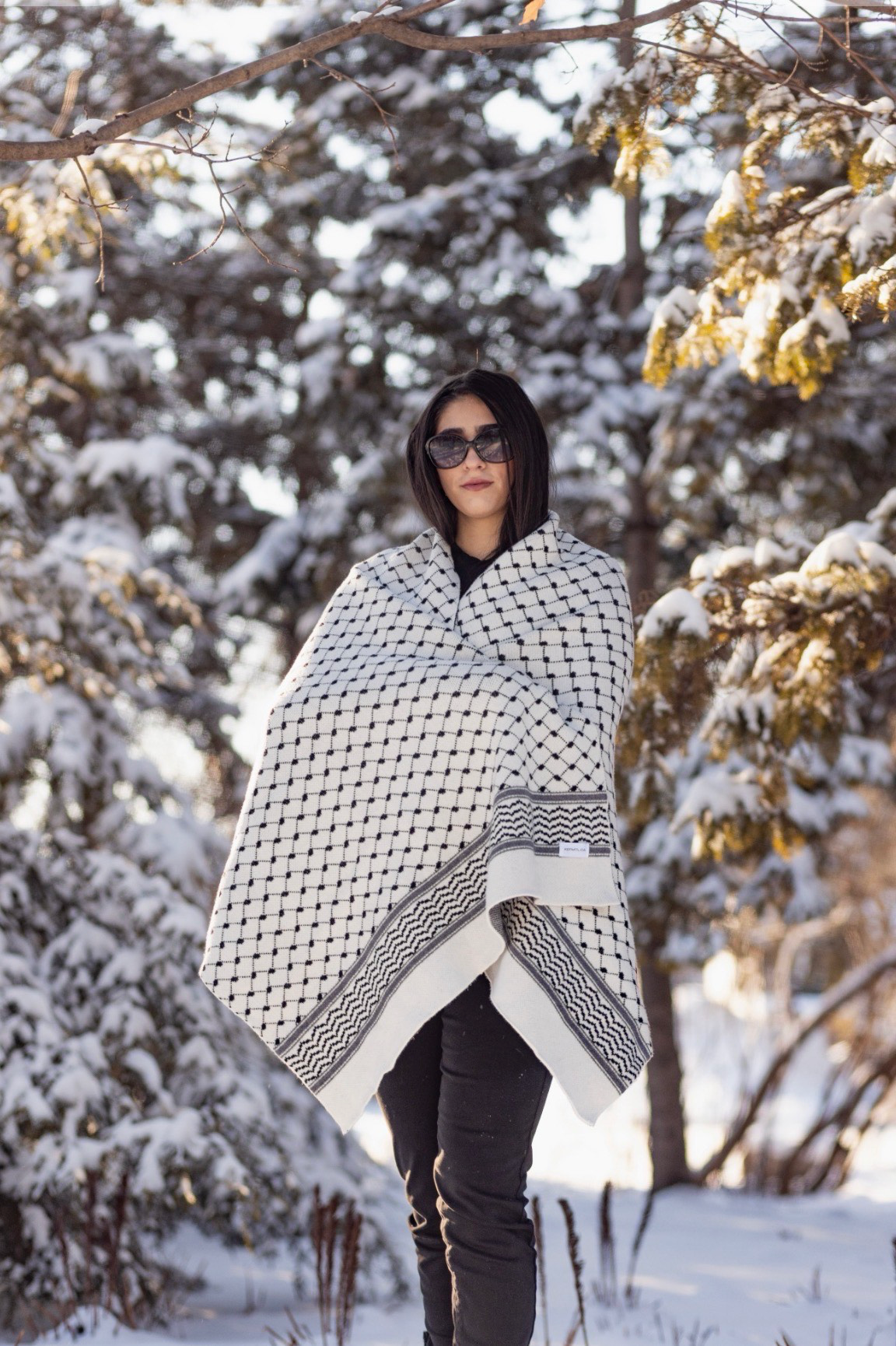 Premium Winter Keffiyeh - Traditional Palestinian Pattern